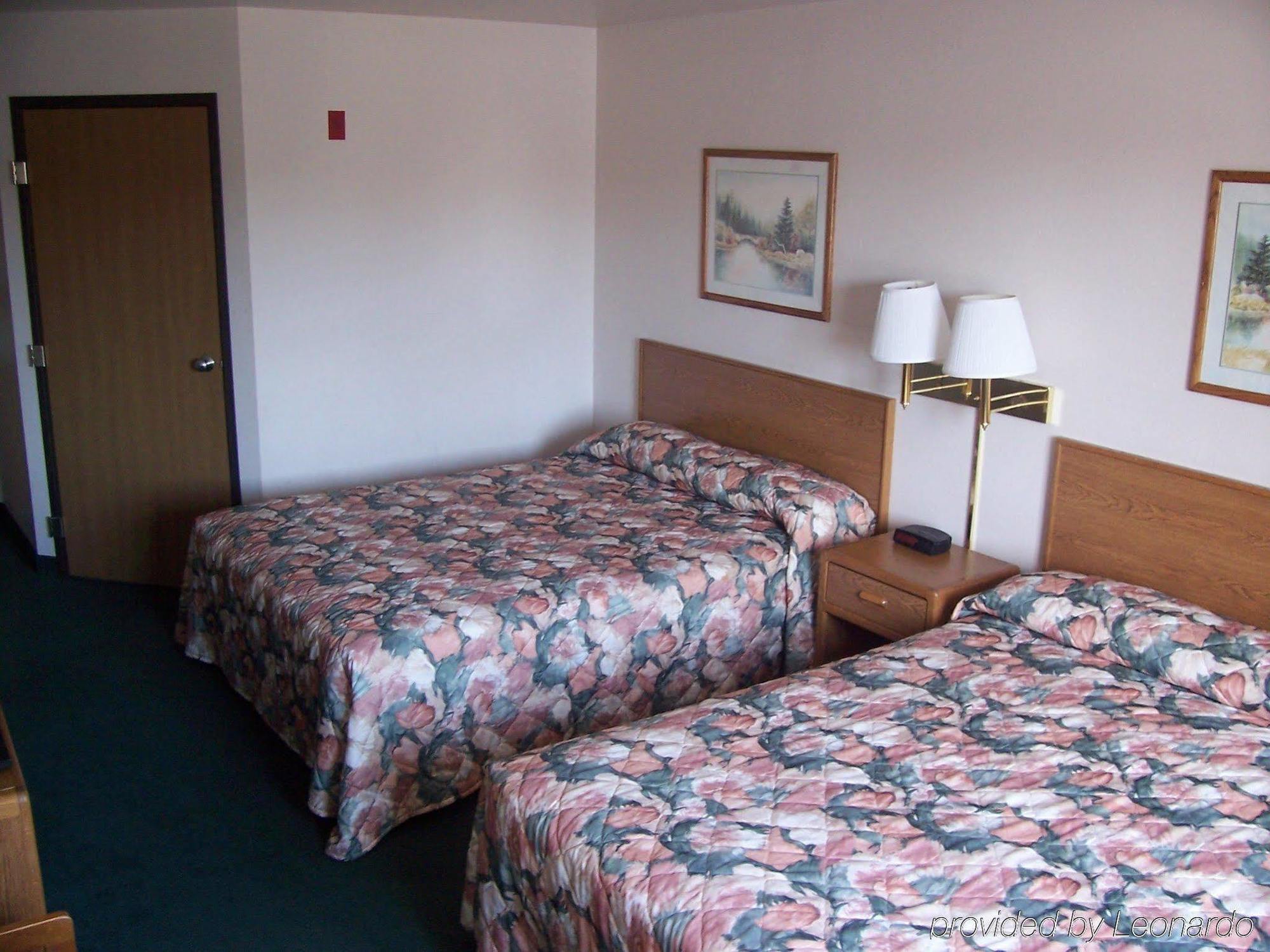 Budget Host Inn & Suites North Branch 部屋 写真